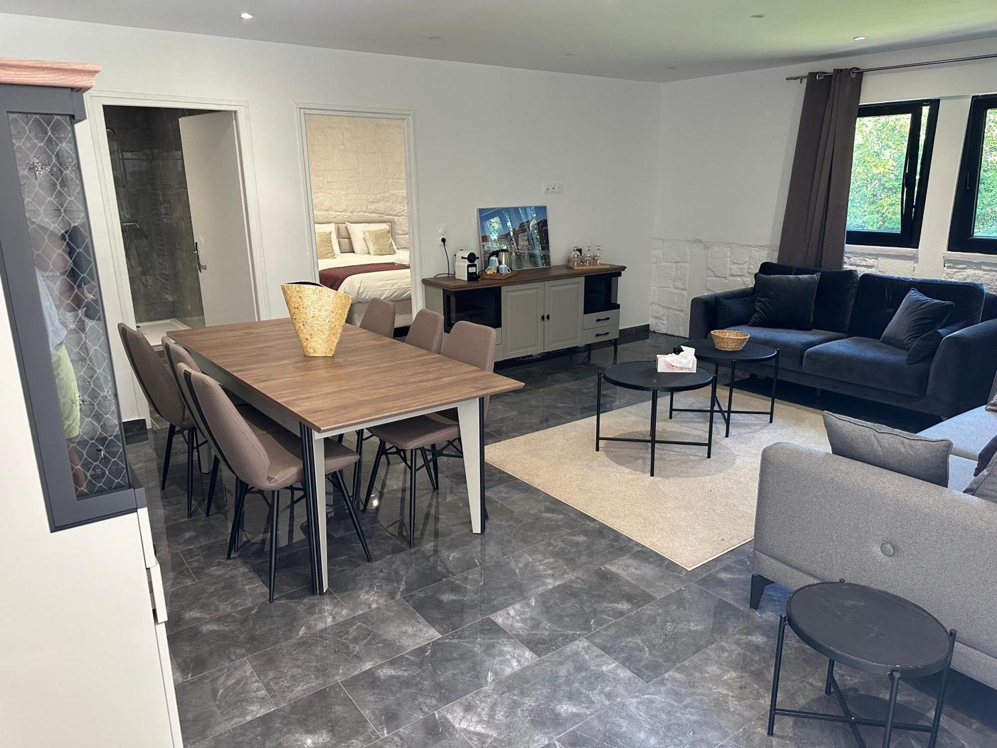 Hotel Parc Les Cigognes Albé 外观 照片