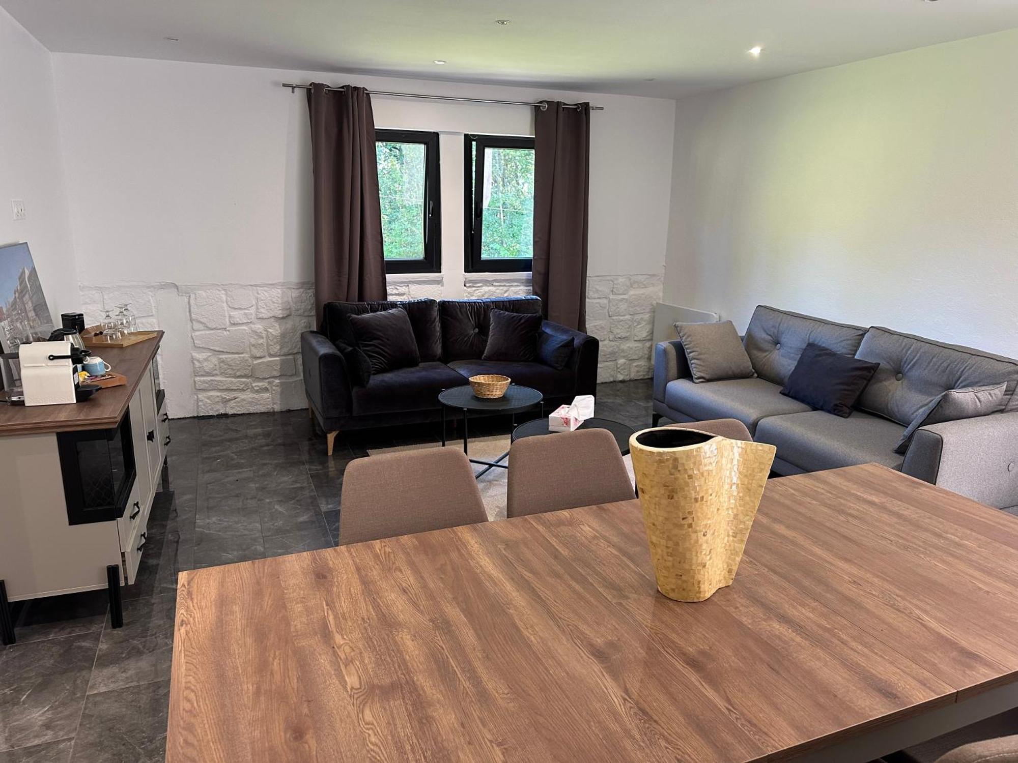 Hotel Parc Les Cigognes Albé 外观 照片